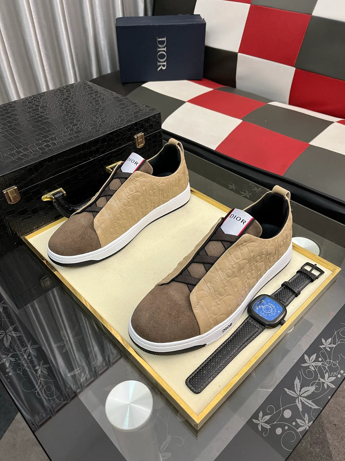 Men's Men's Shoes 💰458⌚️⌚️[Dior] Dior's new casual men's shoes are on the market in Hong Kong counters. The official website is 1:1 production. Original Italian materials. Designed by European and American masters. Perfect shape to create counter quality. Solid color rubber wear-resistant outsole and classic dazzling head! Super versatile and very comfortable. High-end without losing taste, fashionable and novel! ! Absolute focus! Code number: 38-442️⃣Colors available